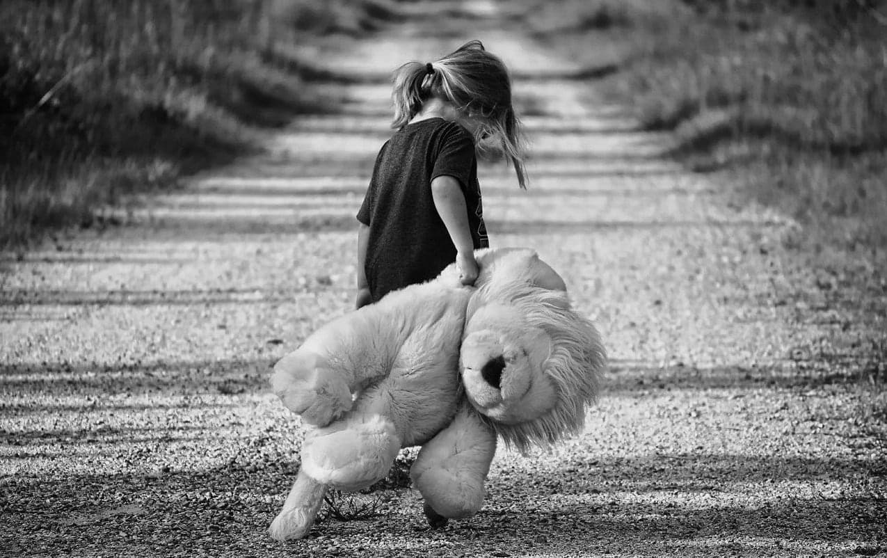 This is Your Quest
Author Joanne Reed
Why do we cry
tears of sorrow